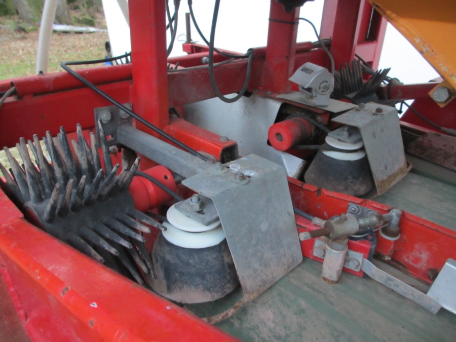 3809 Koningsplanter Kartoffelpflanzmaschine 2 Reihen modelle AP 375 