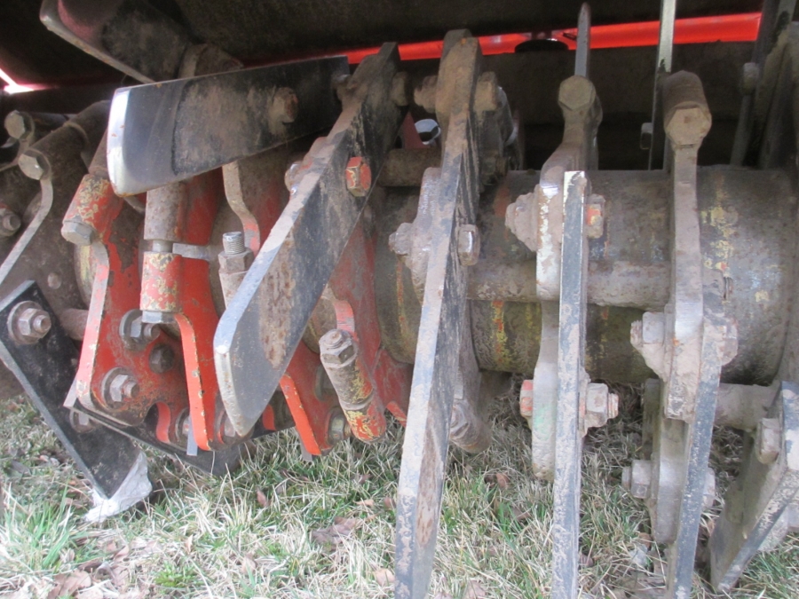 3810 Grimme DF3000 Bodenfräse 4Reihen
