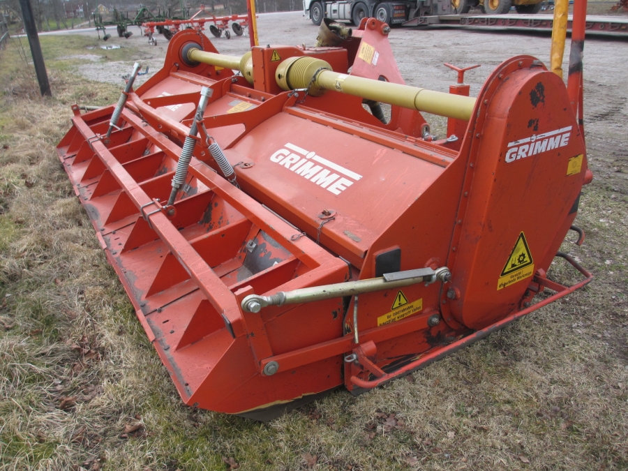 3810 Grimme DF3000 Bodenfräse 4Reihen