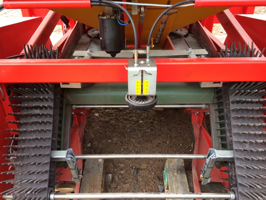 3812 Koningsplanter potato planter AP275 