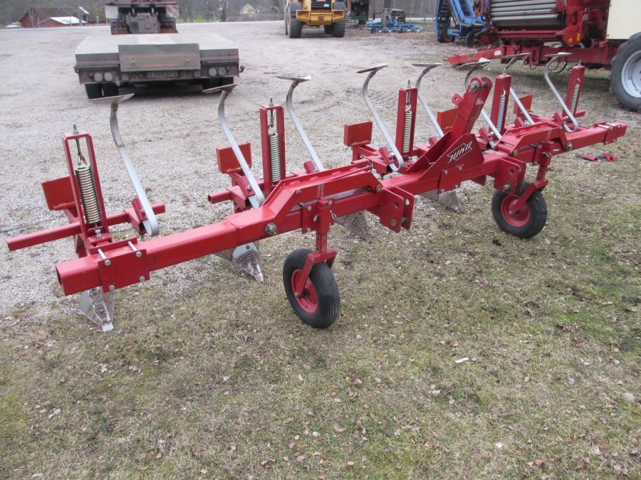 3816 Juko potato ridger 4 row 75-90 cm new condition