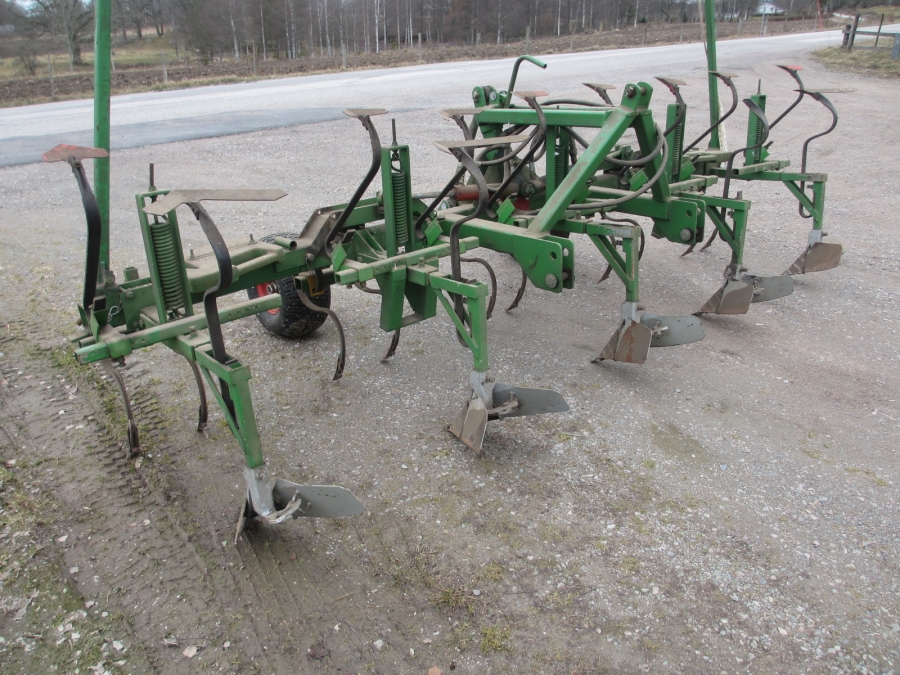 3817 Juko Häufelgerät 4 Reihe 75-90 cm