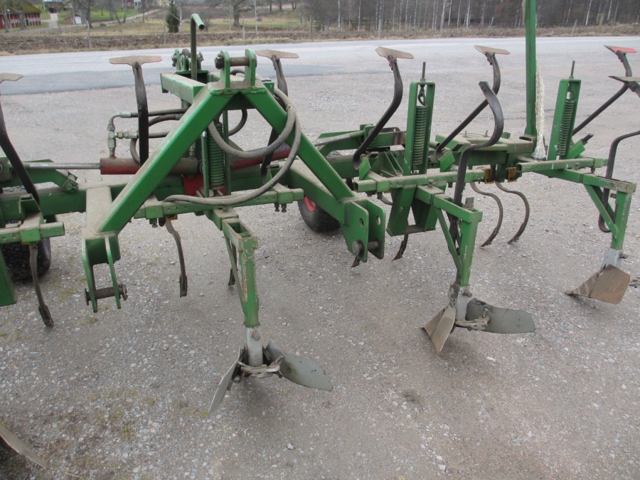 3817 Juko Häufelgerät 4 Reihe 75-90 cm