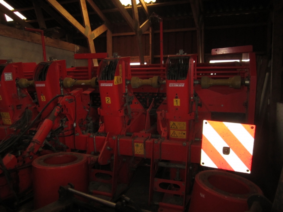 3822 Grimme GL34 4 row potato harvester