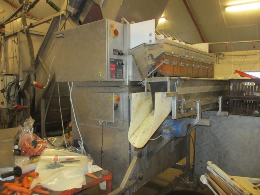 3844 Newtec 2009G Multi head weigher for carrots / potatoes