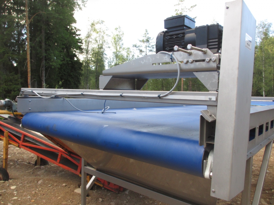 3853 EMVE conveyor 4500x1500 mm