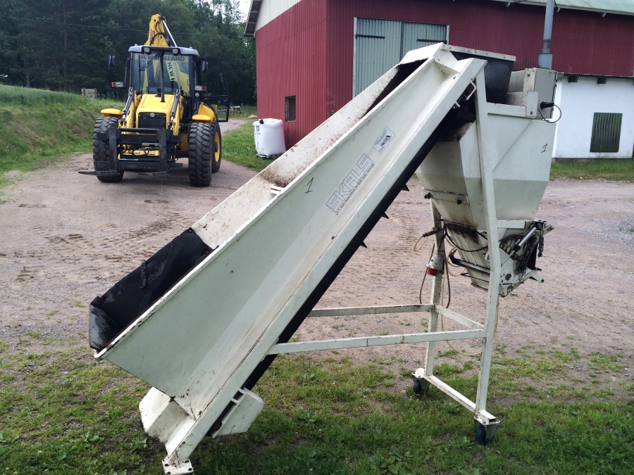 3858 SKALS automatic weigher AM550