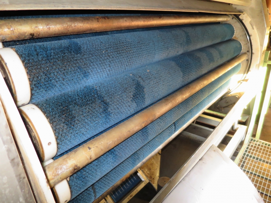3870 EKKO Polierer 2,2 m Bürsten mit Wassen recirkulation