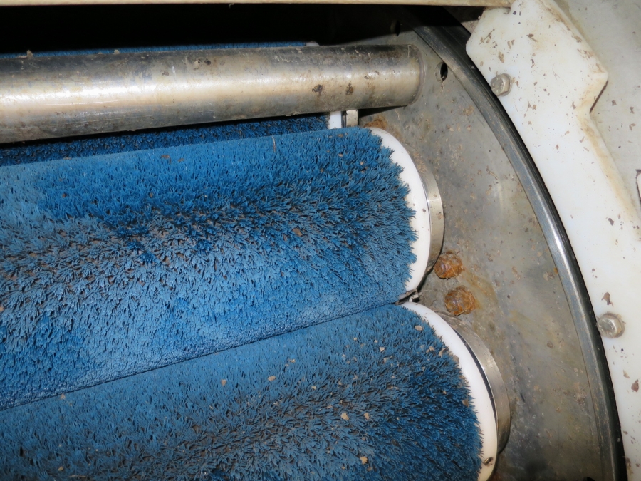 3870 EKKO Polierer 2,2 m Bürsten mit Wassen recirkulation