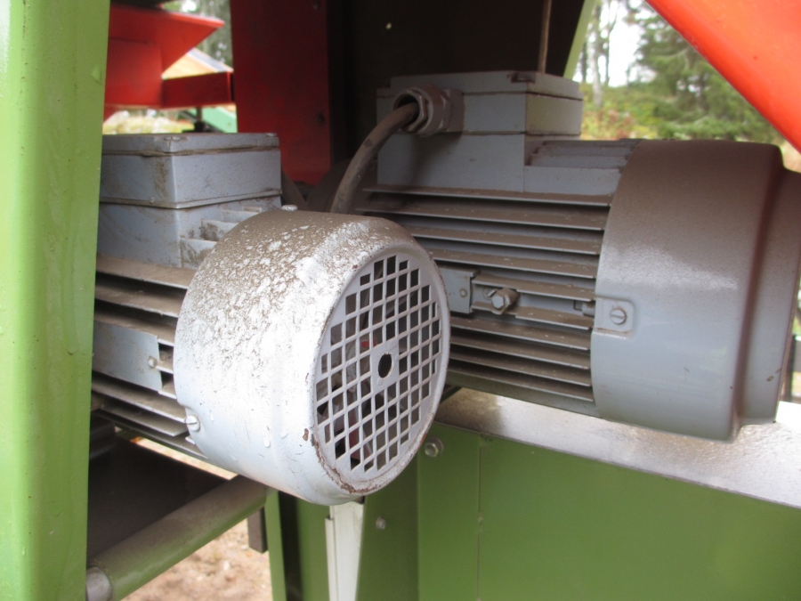 3883 Sorma S&B automatic weigher