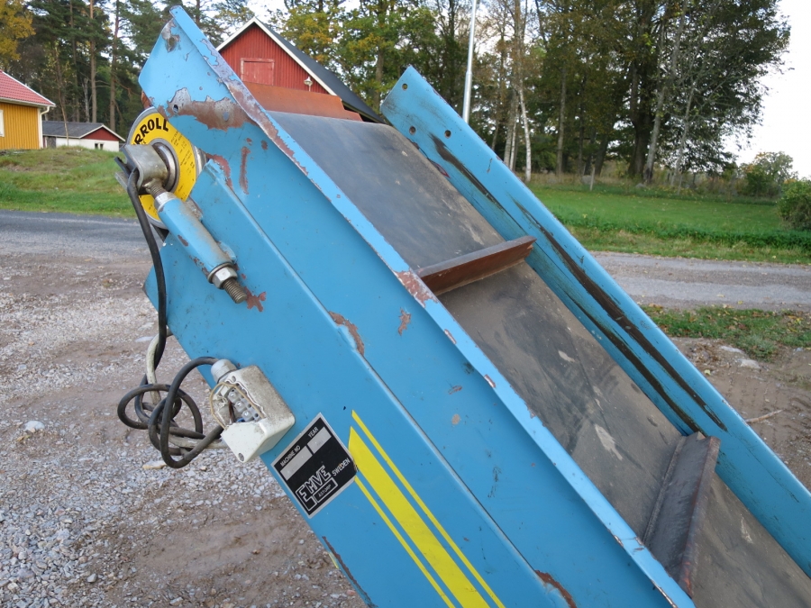 3888 EMVE elevator 2200x350 mm
