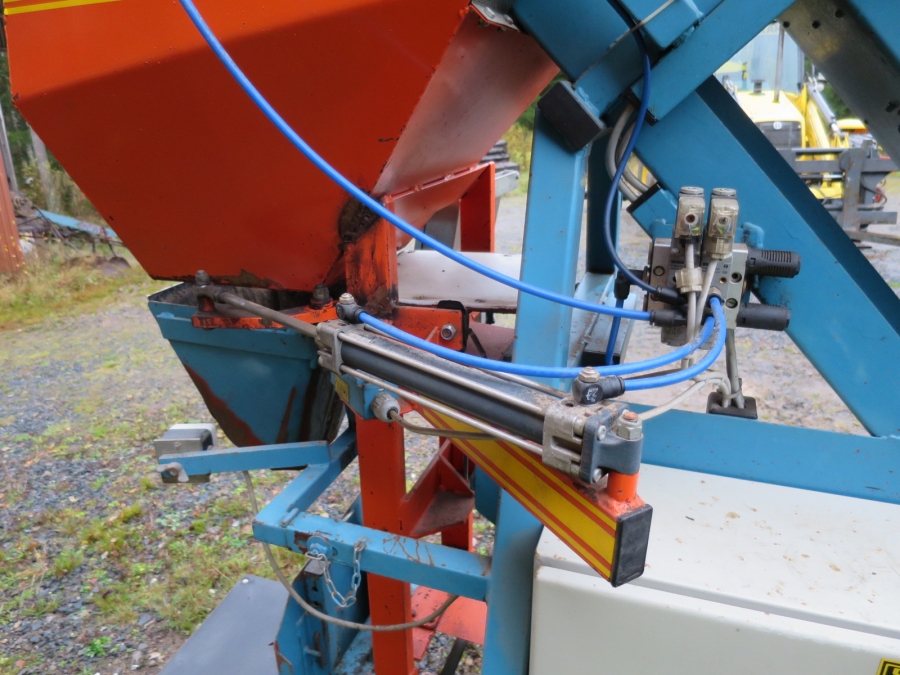 3900 EMVE automatic weigher with double belt