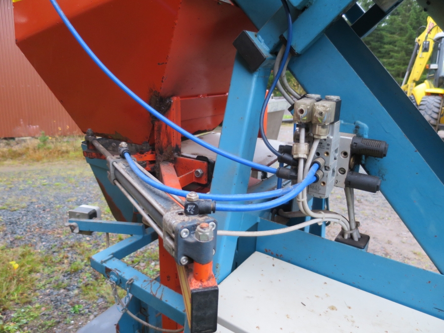 3900 EMVE automatic weigher with double belt