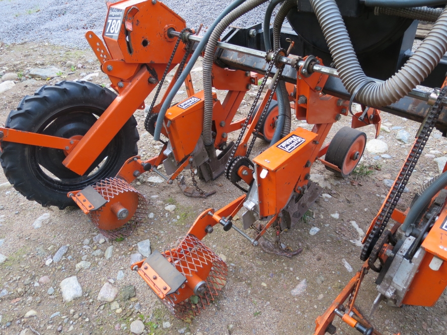 3913 Stanhay seeding machine 3 row pneumatic