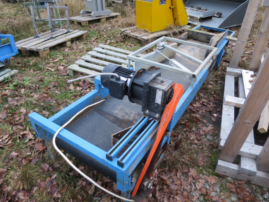 3923 EMVE Förderband 2700x550 mm