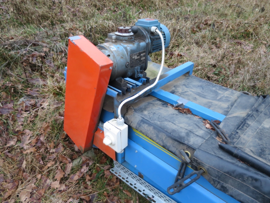 3926 EMVE elevator 2400x550 mm