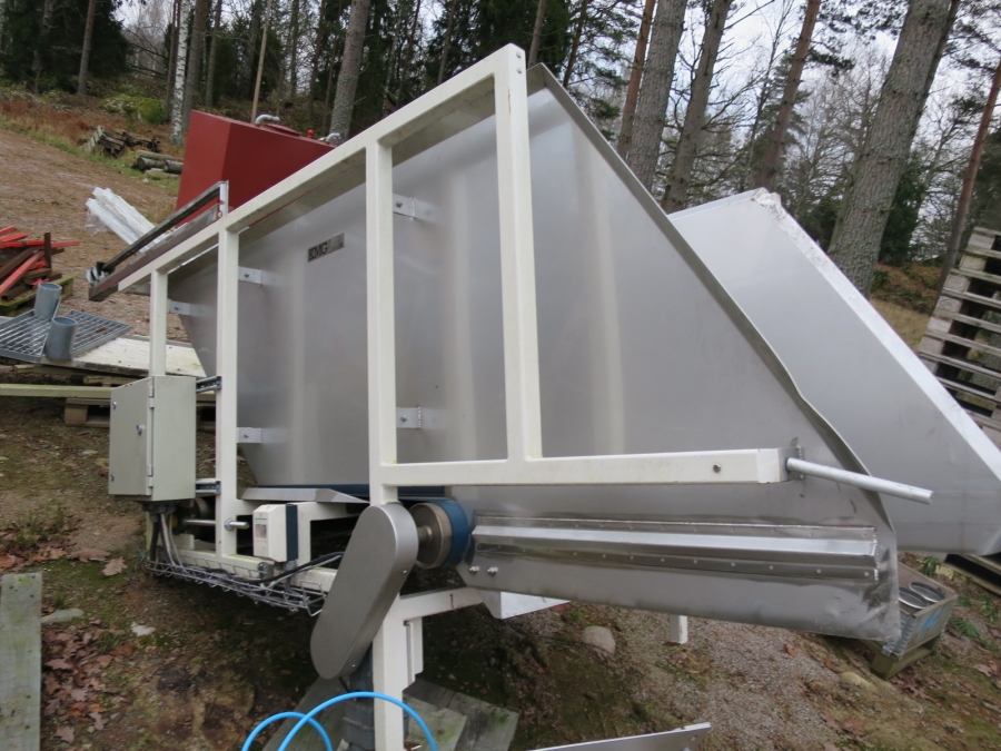 3928 KMG storage conveyor