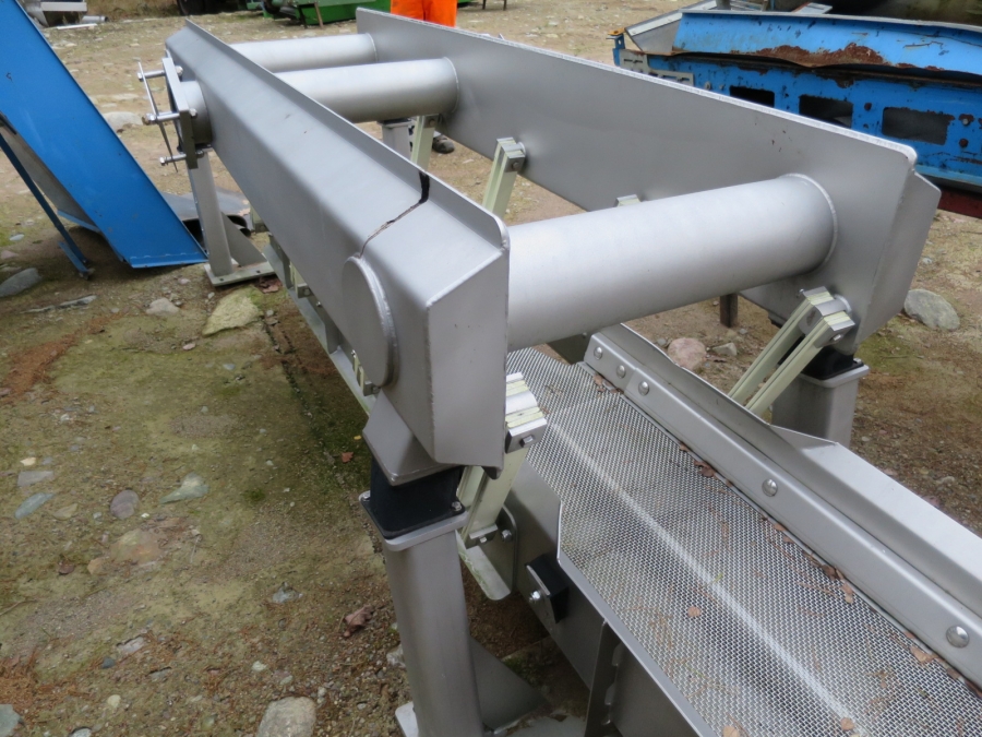 3938 Rosenqvists vibratory cross feeder