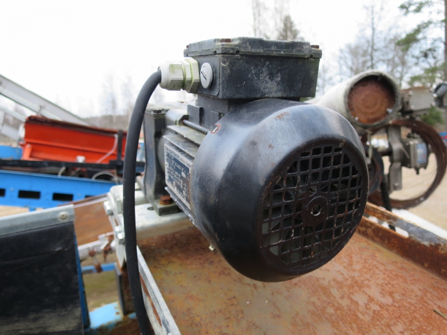 3939 EMVE conveyor 2600 x 550 mm