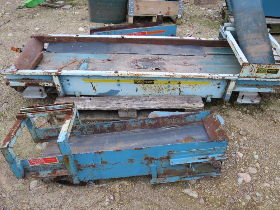3947 EMVE conveyor 2100x550 mm