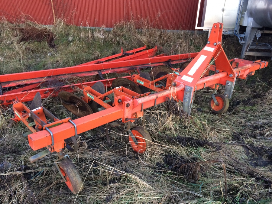 3969 Checchi & Magli Häufelgerät VR76
