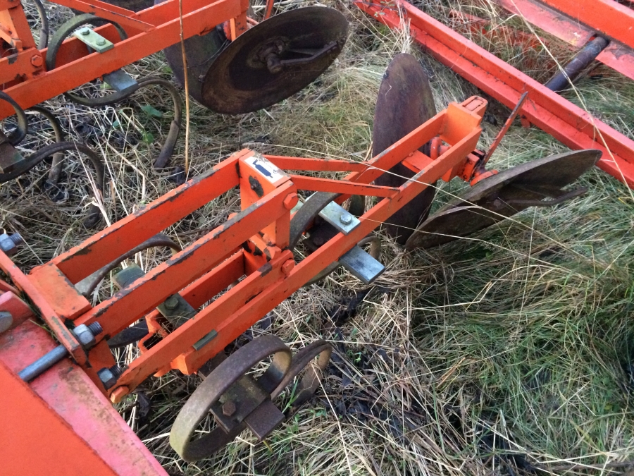 3969 Checchi & Magli Häufelgerät VR76