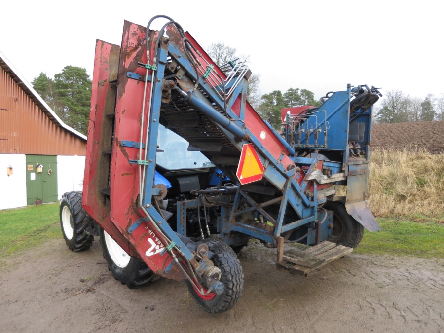 3975 Asa-Lift carrot harvester 1 row with elevator