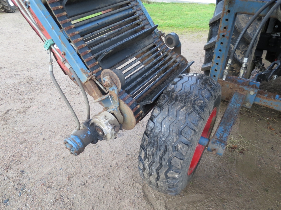 3975 Asa-Lift carrot harvester 1 row with elevator