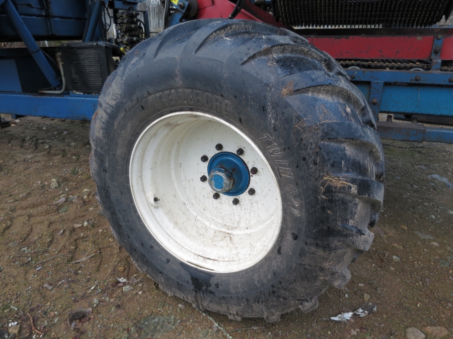 4016 Asa-Lift carrot harvester T-120B 1 row with bunker