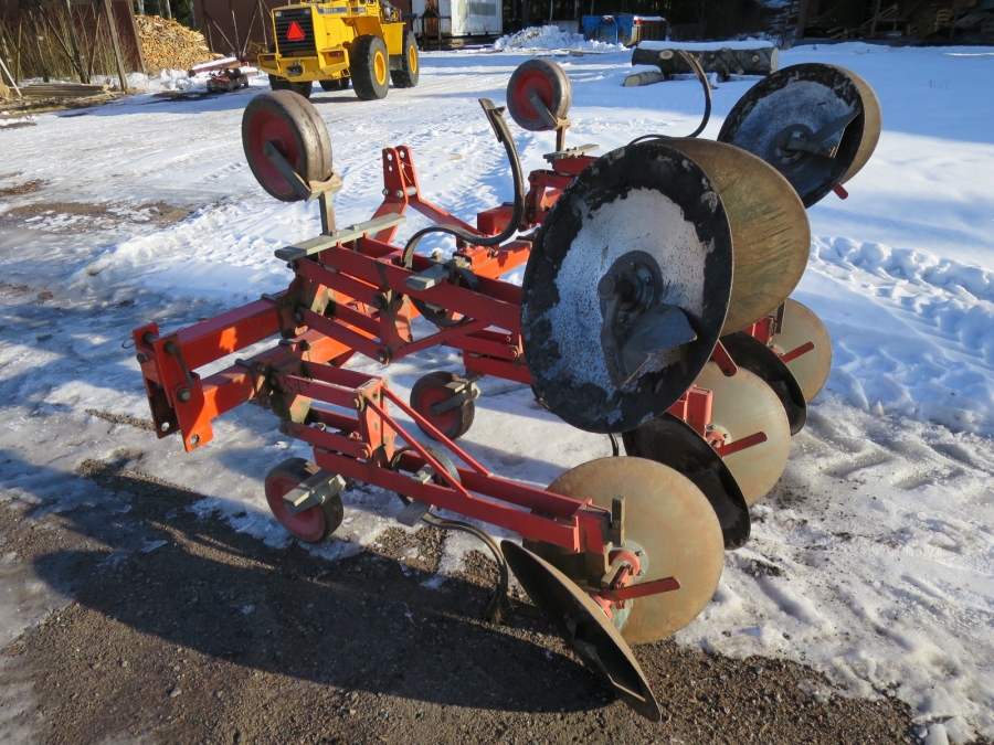 4018 Checchi & Magli Häufelgerät VR76
