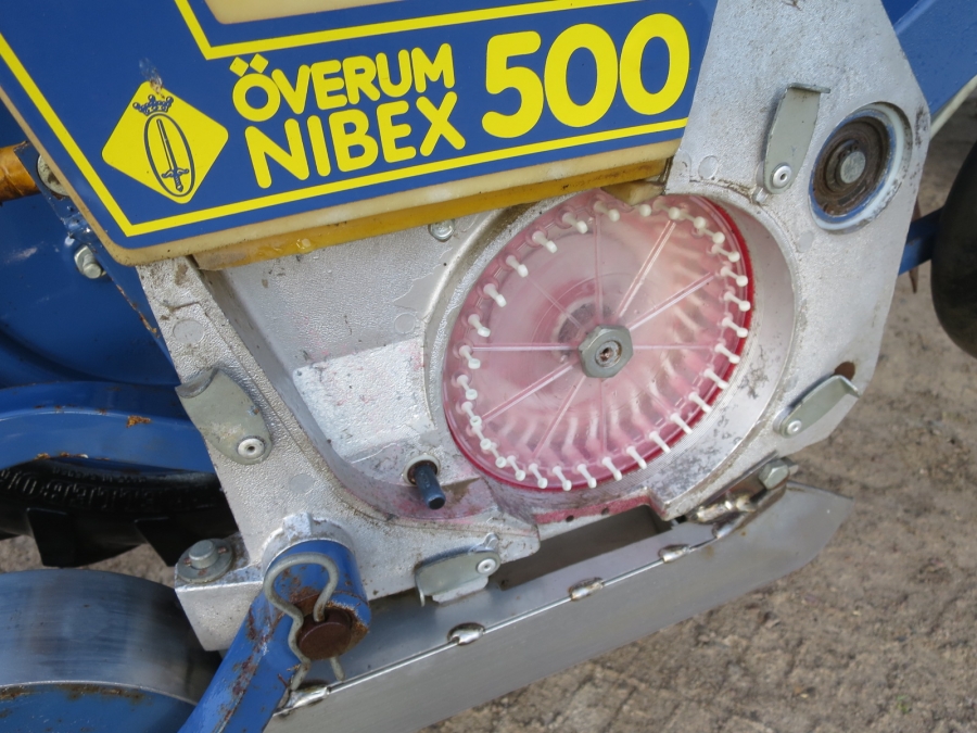 4029 Nibex 500 7 row precision seeder
