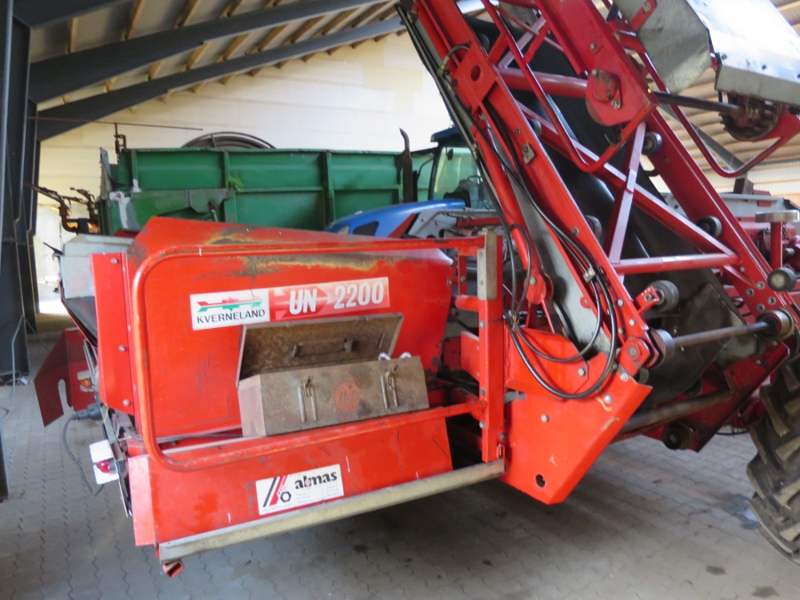 4042 Kverneland Underhaug 2200 onion loader