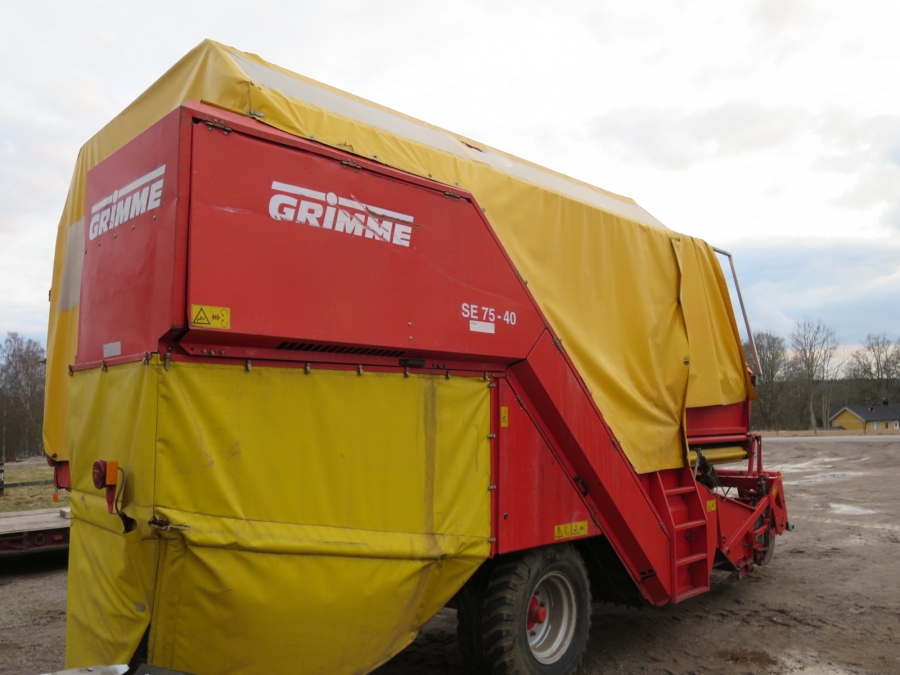 4046 Grimme SE75-40 potato harvester