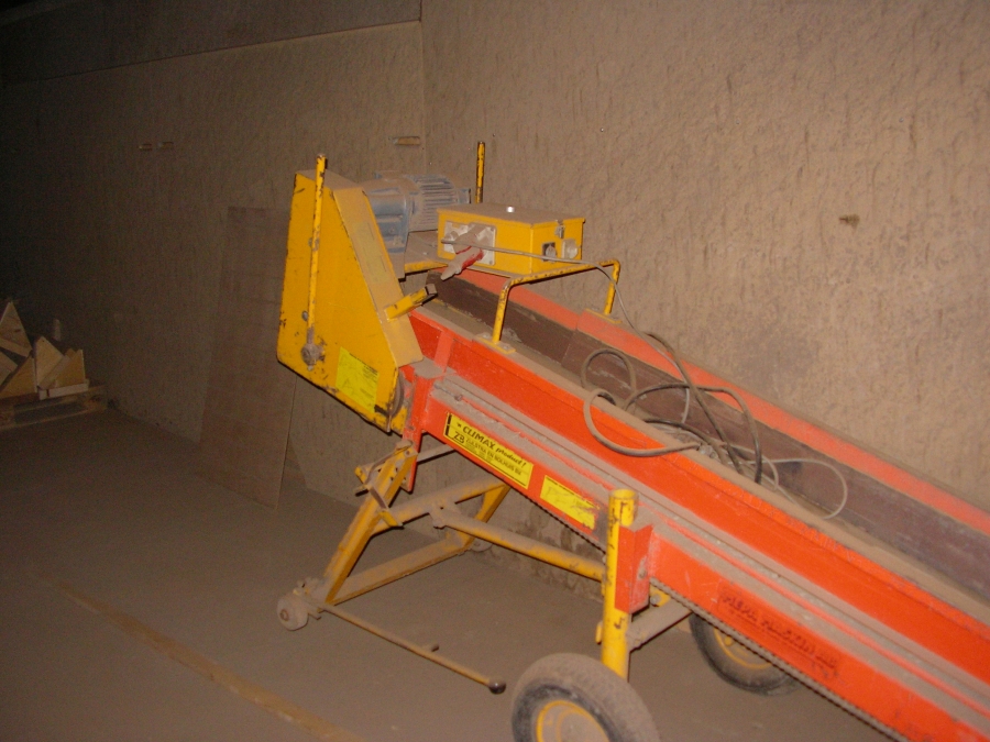 4053 Climax pick up scooter