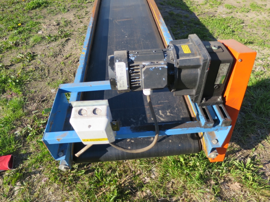 4079 EMVE conveyor 3200x550 mm