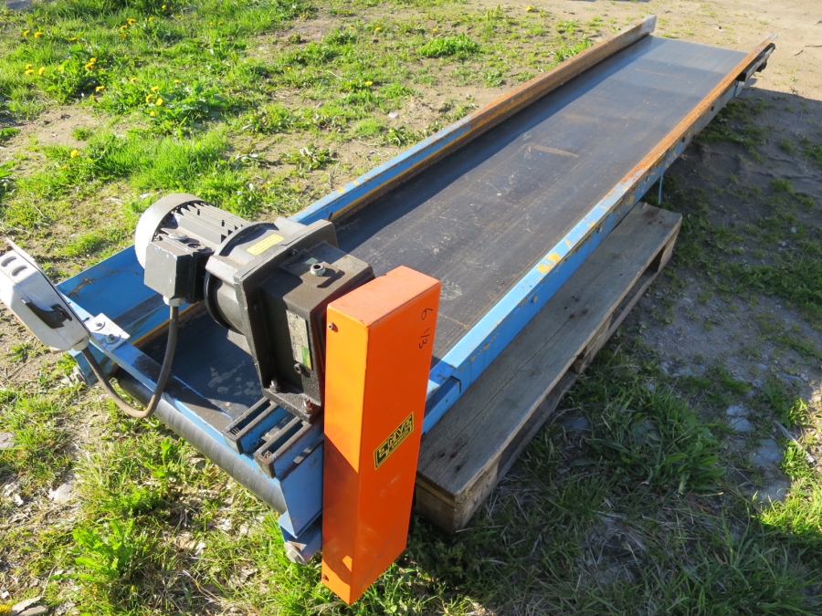 4079 EMVE conveyor 3200x550 mm