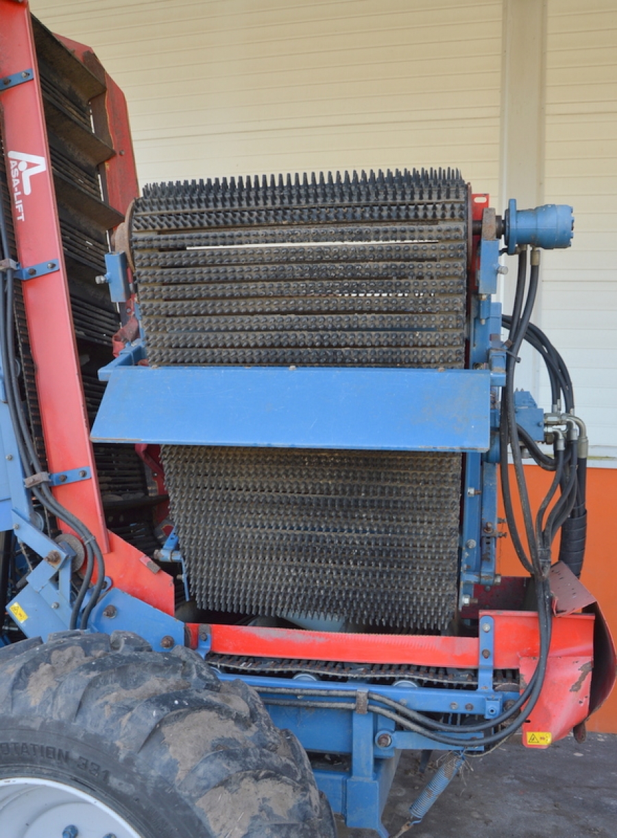 4100  Asa-Lift sharelift Möhrenroder mit Bunker 