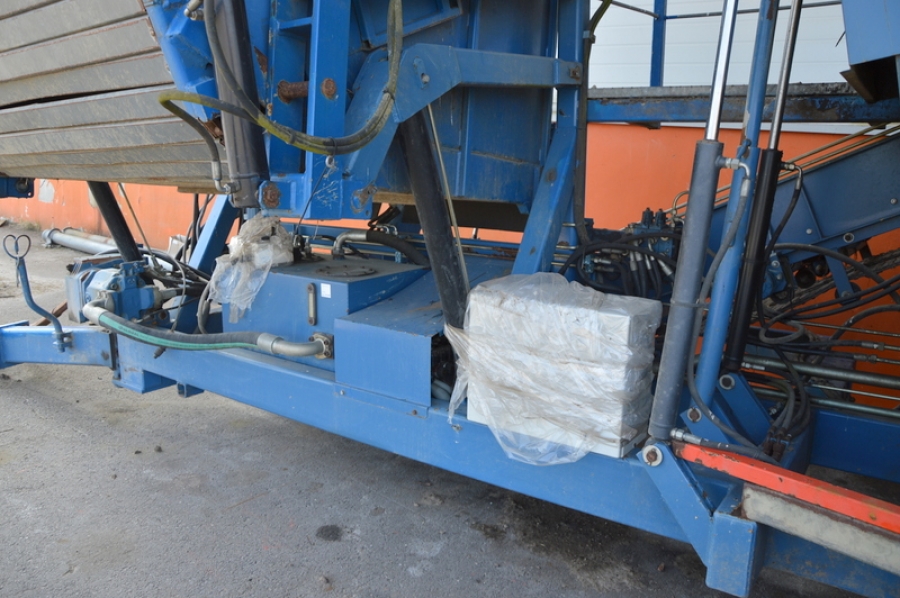 4100  Asa-Lift sharelift Möhrenroder mit Bunker 