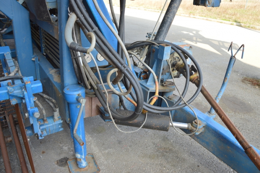 4100  Asa-Lift sharelift Möhrenroder mit Bunker 
