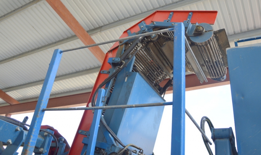 4100  Asa-Lift sharelift Möhrenroder mit Bunker 